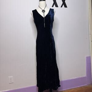 Vintage Moody Blue Crushed Velvet Maxi Dress Goth Prom Dark Fairy Whimsigoth 12